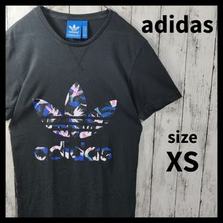 アディダス(adidas)の【adidas】ビッグトレフォイルロゴプリントTシャツ　半袖　花柄　フラワー　夏(Tシャツ(半袖/袖なし))