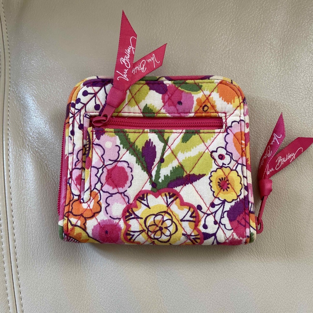 Vera Bradley(ヴェラブラッドリー)のベラ　ブラッドリー　ショルダートート　旅行 レディースのバッグ(トートバッグ)の商品写真