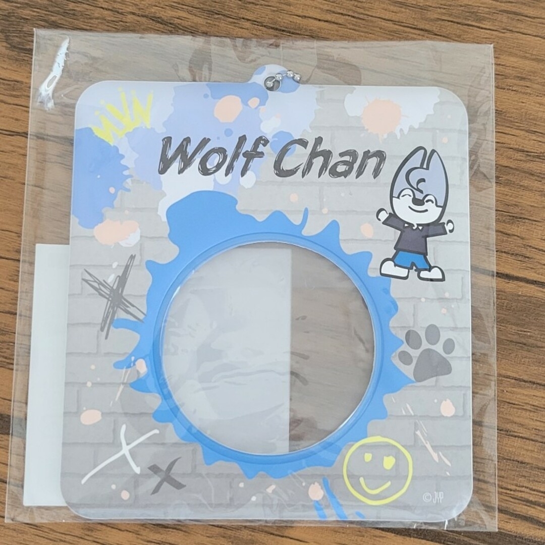 SKZOO ぬいぐるみ・缶バッチケース  Wolf Chan