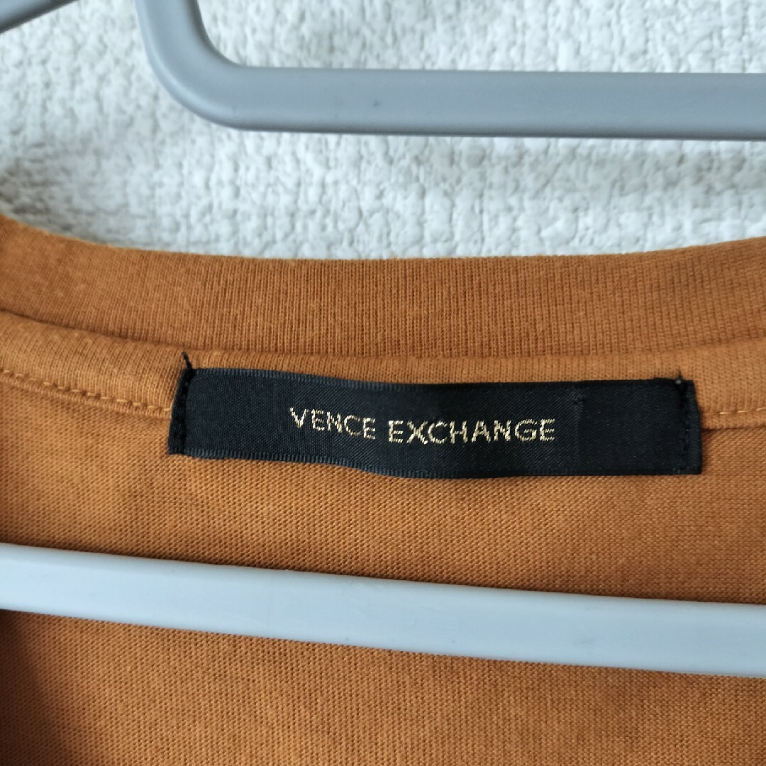 VENCE EXCHANGE(ヴァンスエクスチェンジ)の【vence exchange】スパンコールカットソー レディースのトップス(カットソー(半袖/袖なし))の商品写真