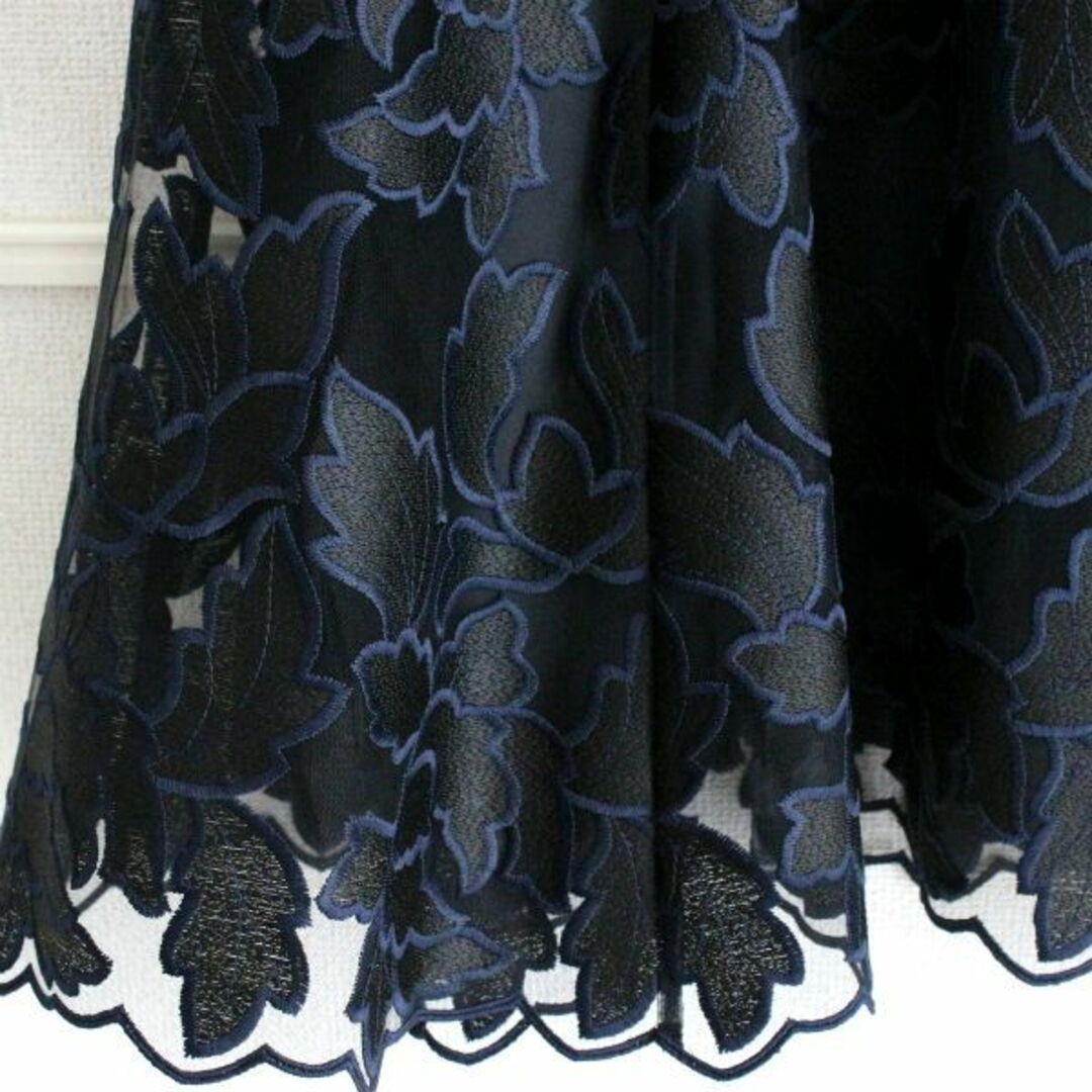 ANAYI(アナイ)の希少5万♡ANAYIアナイ♡秋冬インポートリーフチュールレースフレアスカート レディースのスカート(ロングスカート)の商品写真
