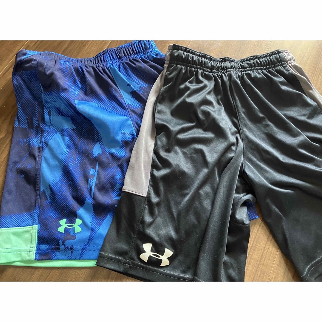 UNDER ARMOUR(アンダーアーマー)のアンダーアーマ パンツ、他Tシャツ キッズまとめ売り キッズ/ベビー/マタニティのキッズ服男の子用(90cm~)(Tシャツ/カットソー)の商品写真