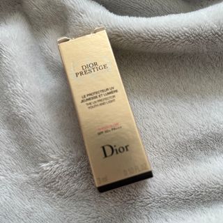 ディオール(Dior)の試供品)Dior プレステージホワイト　ル　プロテクター　uv シアーグロー(化粧下地)