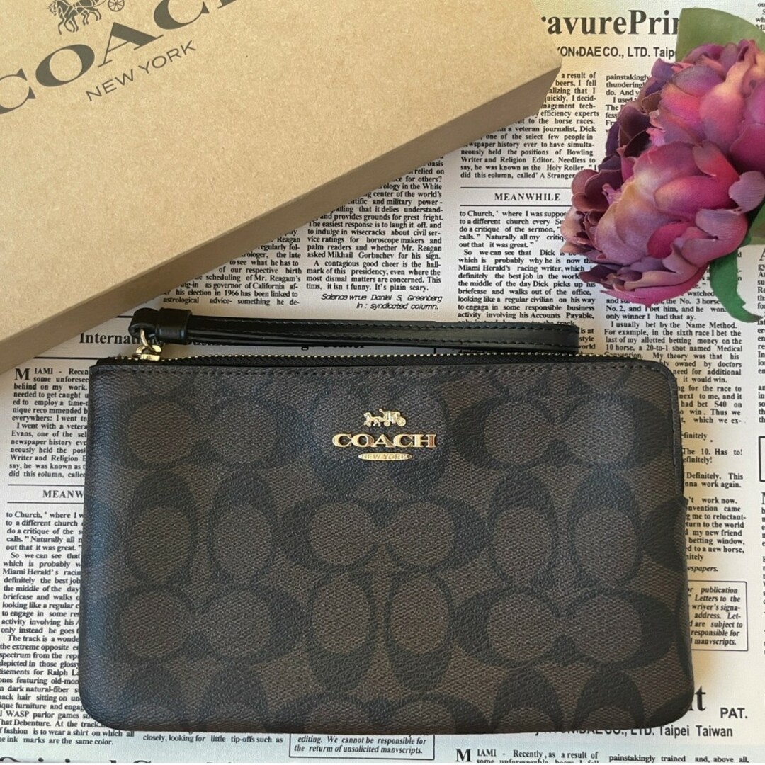 COACH ポーチ　新品