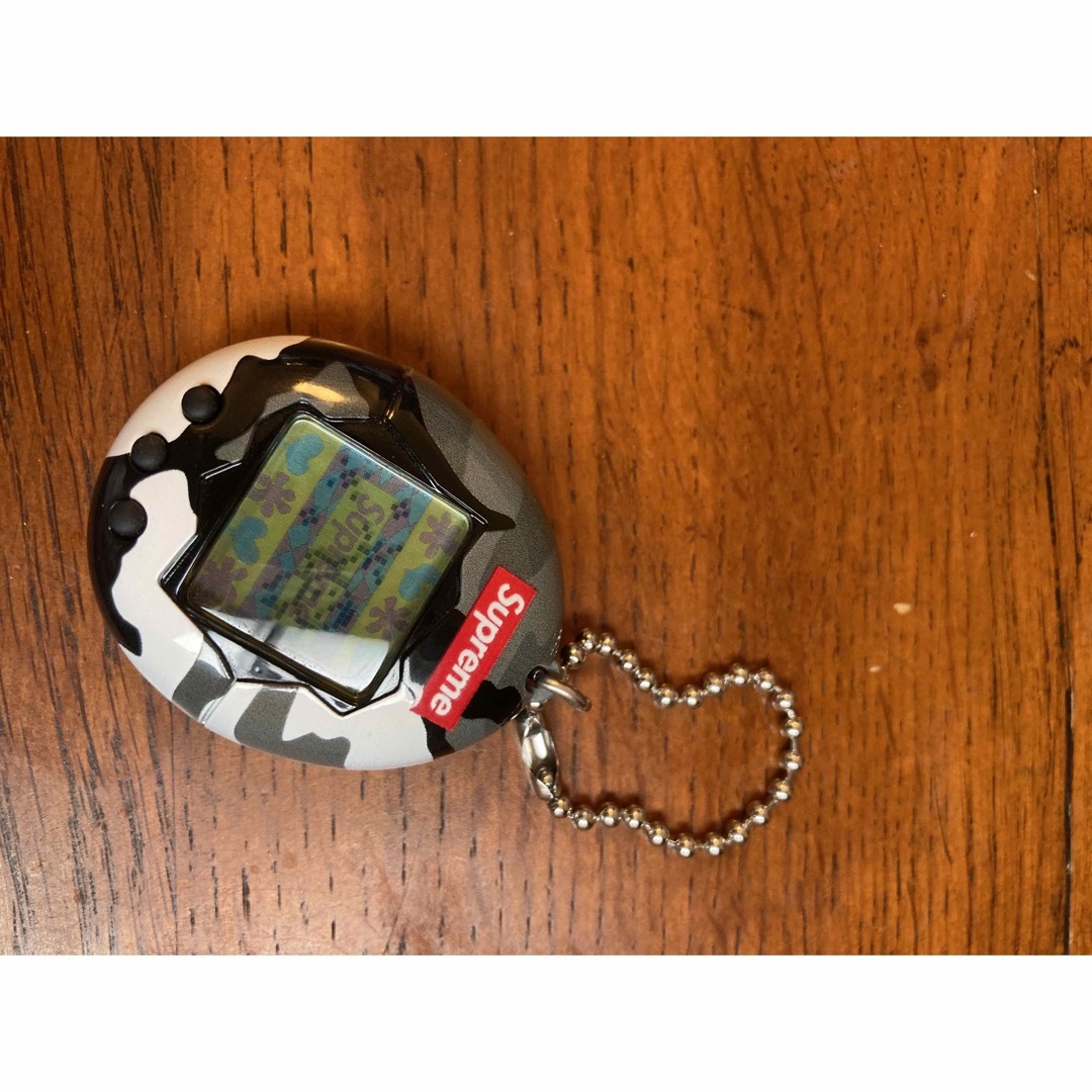 supreme たまごっち Supreme®/Tamagotchi www.krzysztofbialy.com