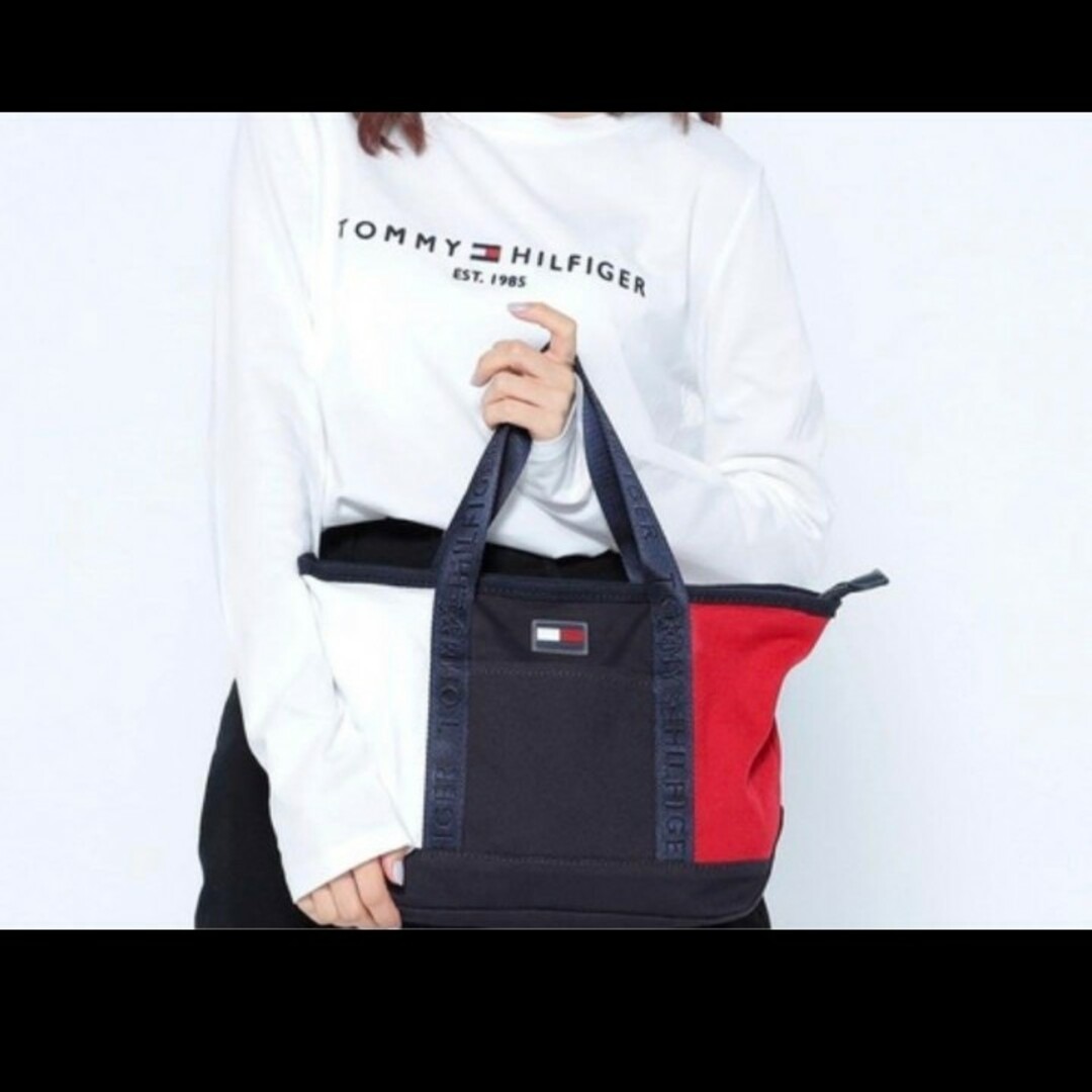 TOMMY HILFIGER(トミーヒルフィガー)の【新品】トミーヒルフィガースモールキャンバストートバッグ　可愛い　おしゃれ レディースのバッグ(トートバッグ)の商品写真