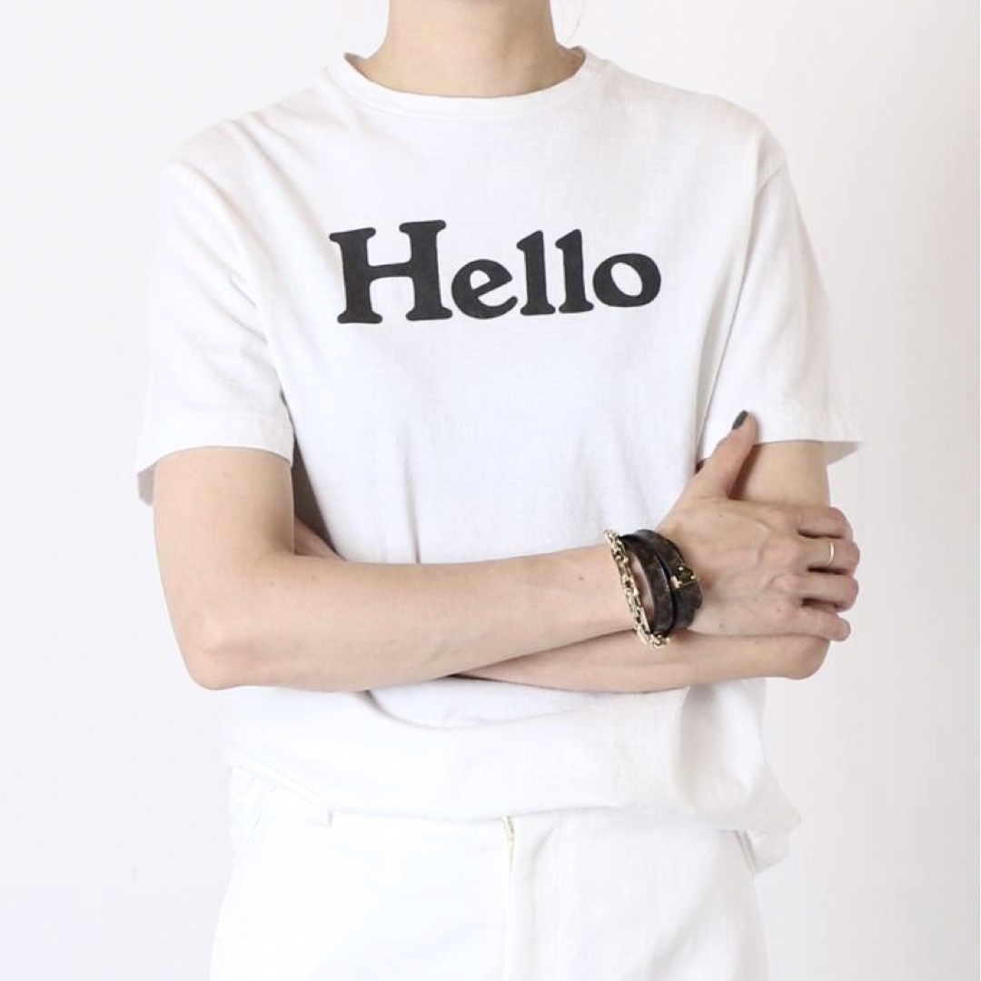 DEUXIEME CLASSE(ドゥーズィエムクラス)のインポート ロゴ Tシャツ HELLO ハロー レディース 白 ホワイト レディースのトップス(Tシャツ(半袖/袖なし))の商品写真