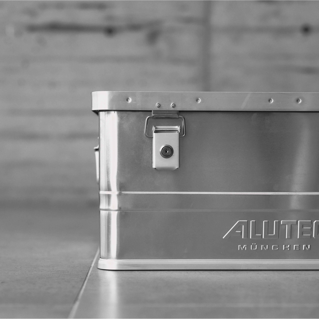 ALUTEC（アルテック）アルミコンテナ クラシック48L　スタンドセット