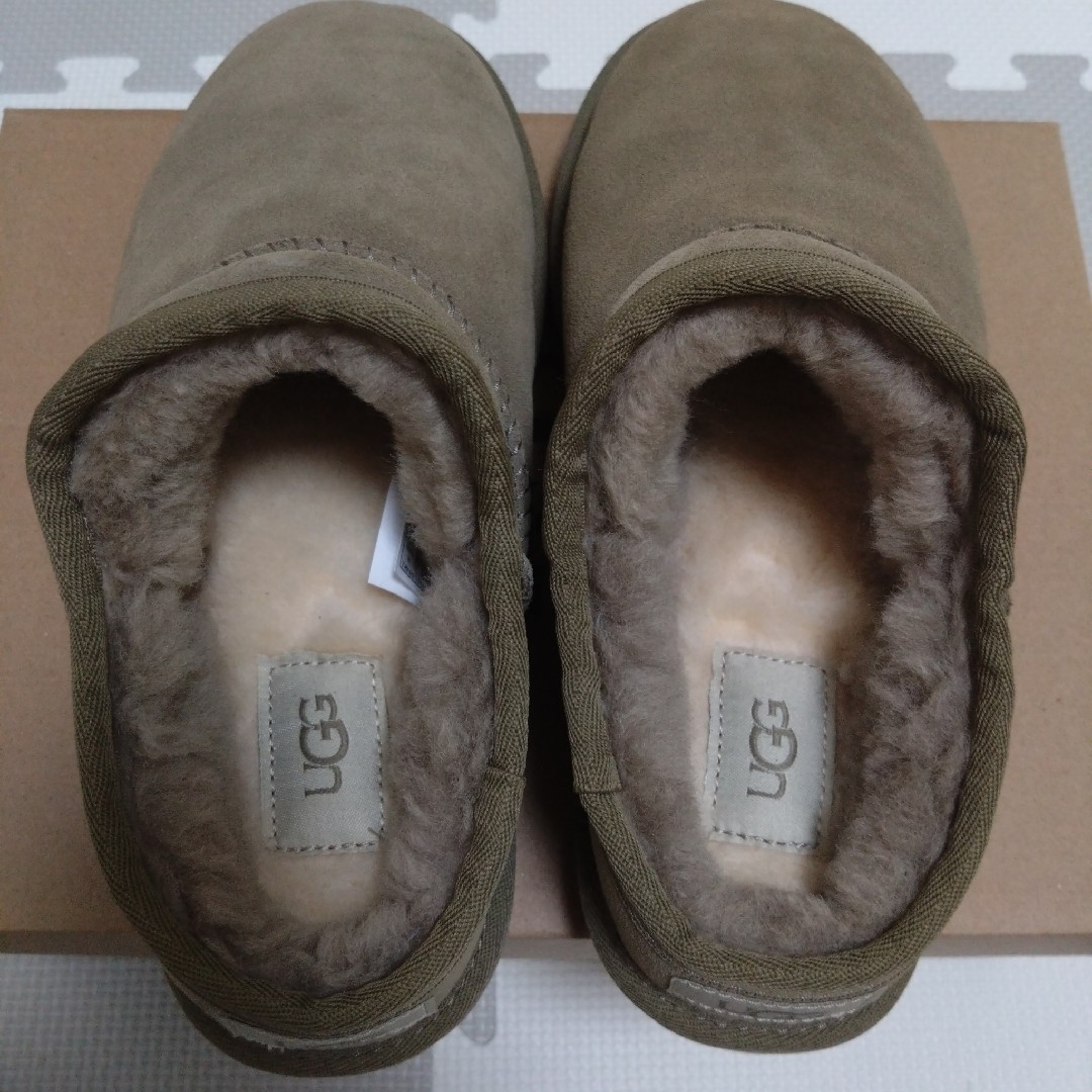 FRAMeWORK(フレームワーク)の【新品未使用】FRAMeWORK【UGG】 CLASSIC SLIPPER レディースの靴/シューズ(ブーツ)の商品写真