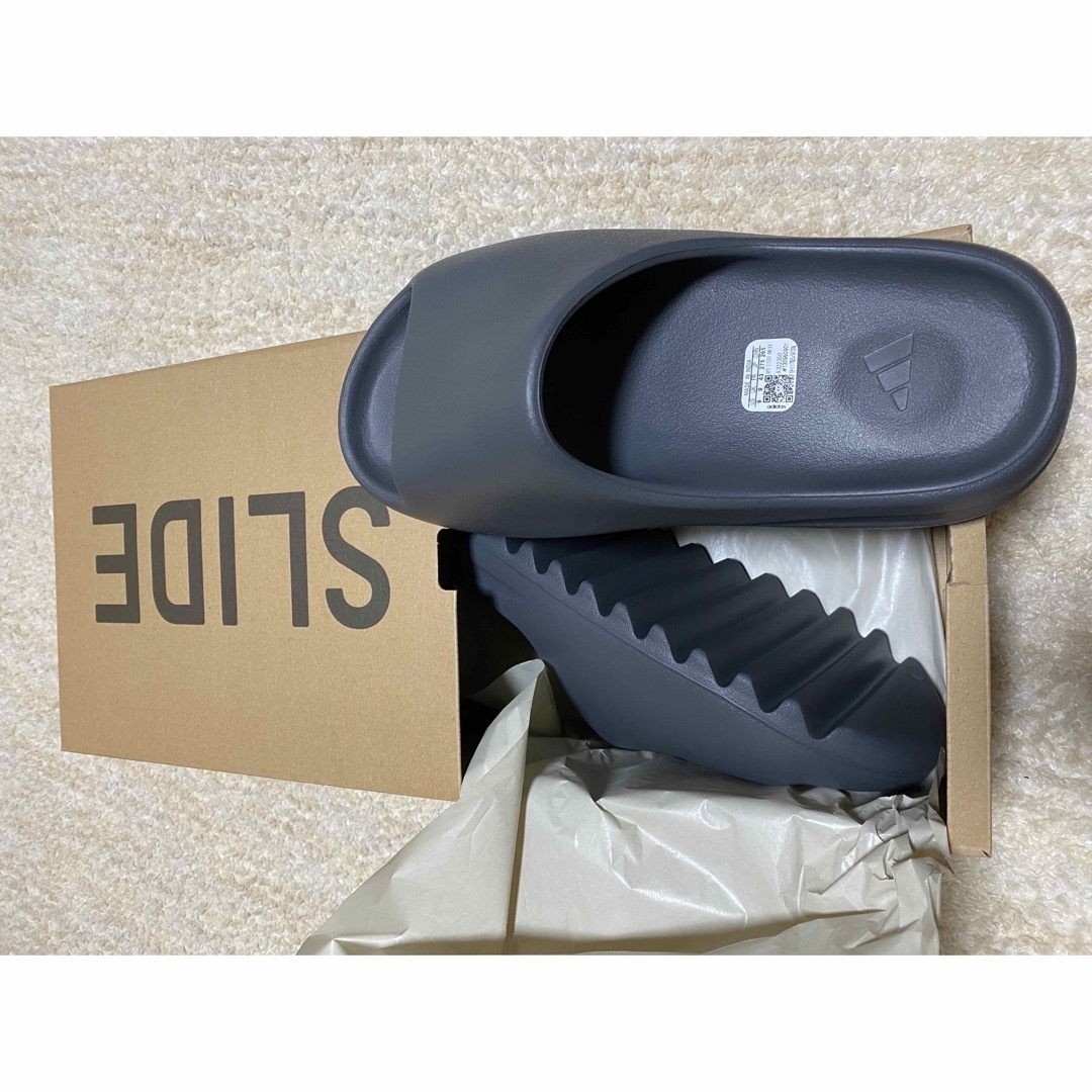 YEEZY（adidas）(イージー)のadidas YEEZY Slide "slate grey" メンズの靴/シューズ(サンダル)の商品写真