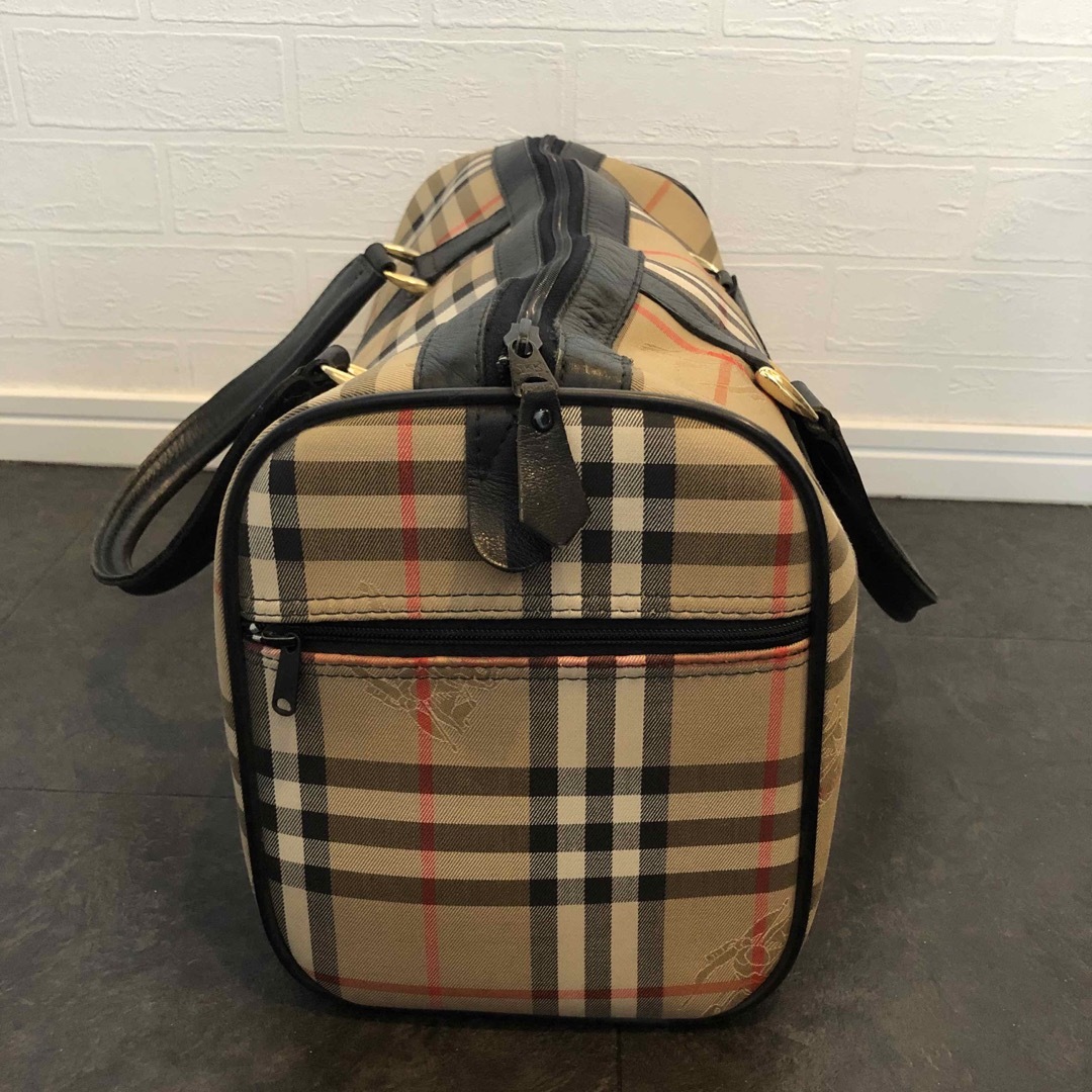 BURBERRY(バーバリー)の美品　バーバリー　ボストンバッグ　BURBERRY 旅行鞄 レディースのバッグ(ボストンバッグ)の商品写真