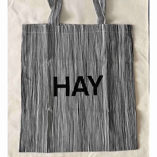 メゾンキツネ(MAISON KITSUNE')の【新品未使用】HAY トートバッグ(トートバッグ)