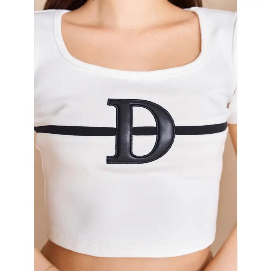 Darich(ダーリッチ)の新品タグ付き ダーリッチ Dロゴコンパクトトップス Tシャツ ブラック 黒 F メンズのトップス(Tシャツ/カットソー(半袖/袖なし))の商品写真