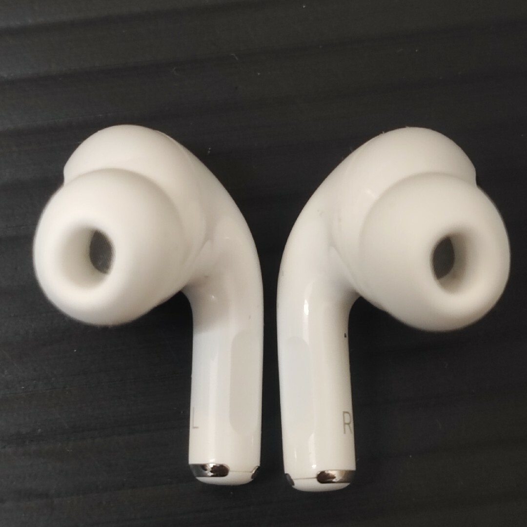 Apple イヤホン AirPods Pro　MLWK3J/A