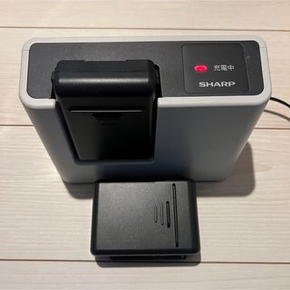 シャープ(SHARP)のSHARP シャープ コードレス掃除機用 リチウムイオン電池用充電器☆電池セット(その他)