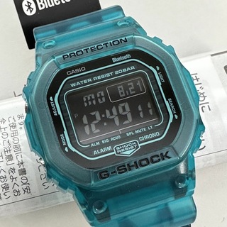 ジーショック(G-SHOCK)の生産完了品新品未使用DW-B5600G-2JF Bluetooth スマホリンク(腕時計(デジタル))