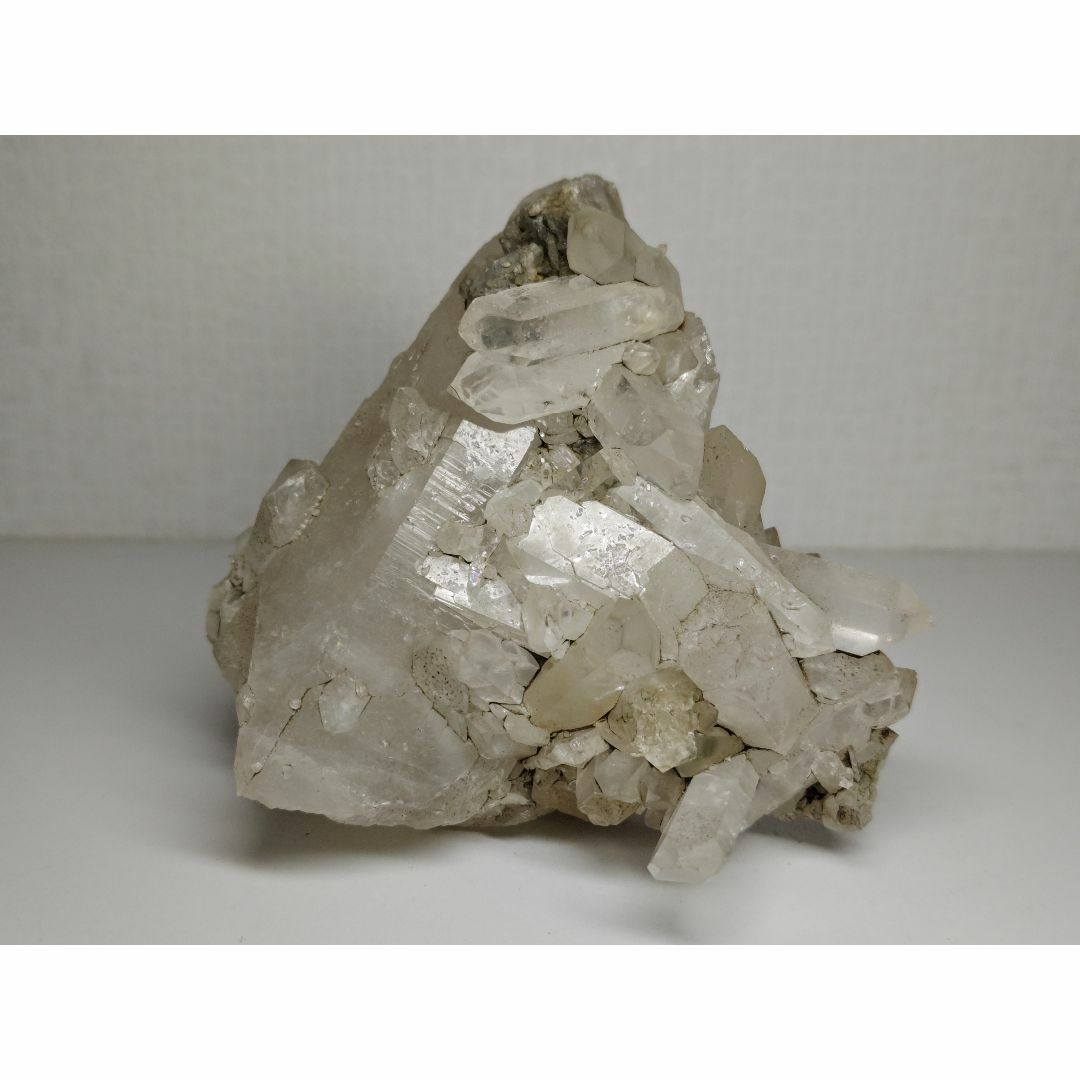 水晶 928g クォーツ 原石 鑑賞石 自然石 誕生石 宝石 鉱物 鉱石 水石