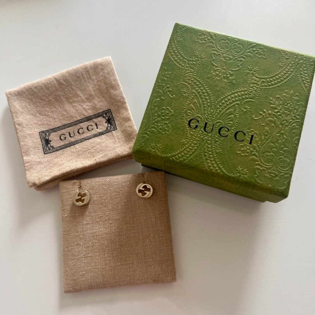 Gucci(グッチ)のGUCCI シルバー インターロッキングG ピアス レディースのアクセサリー(ピアス)の商品写真