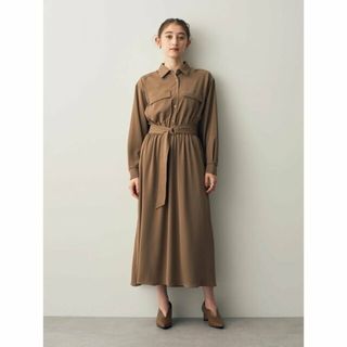 イェッカヴェッカ(YECCA VECCA)の【ベージュ】ポケットベルト付きワンピース/23AW(ロングワンピース/マキシワンピース)