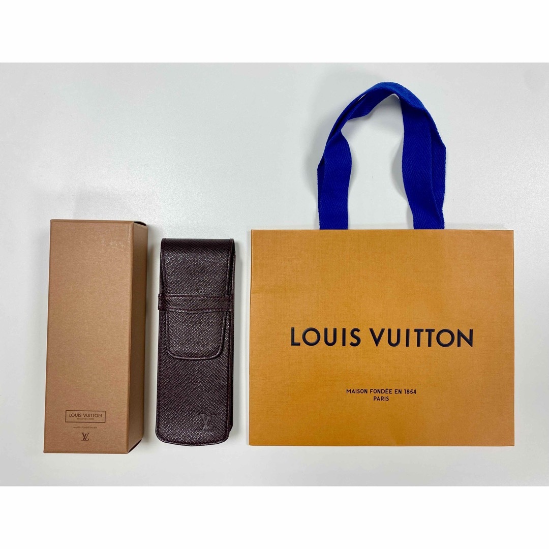 LOUIS VUITTON(ルイヴィトン)のルイヴィトン　タイガ　ペンケース（紙袋付）新品未使用✨ インテリア/住まい/日用品の文房具(ペンケース/筆箱)の商品写真