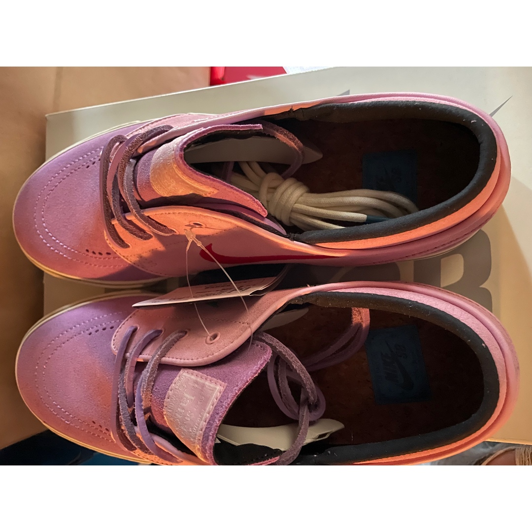 ナイキ　SB ZOOM JANOSKI OG pink 27,5 メンズの靴/シューズ(スニーカー)の商品写真