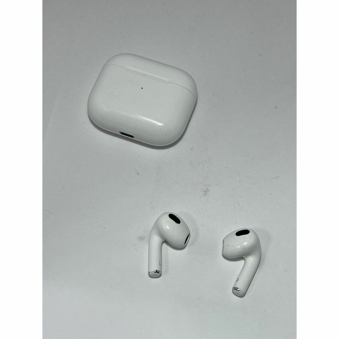 直売卸し売り Apple AirPods 第三世代 A2566 イヤホン イヤフォン A24