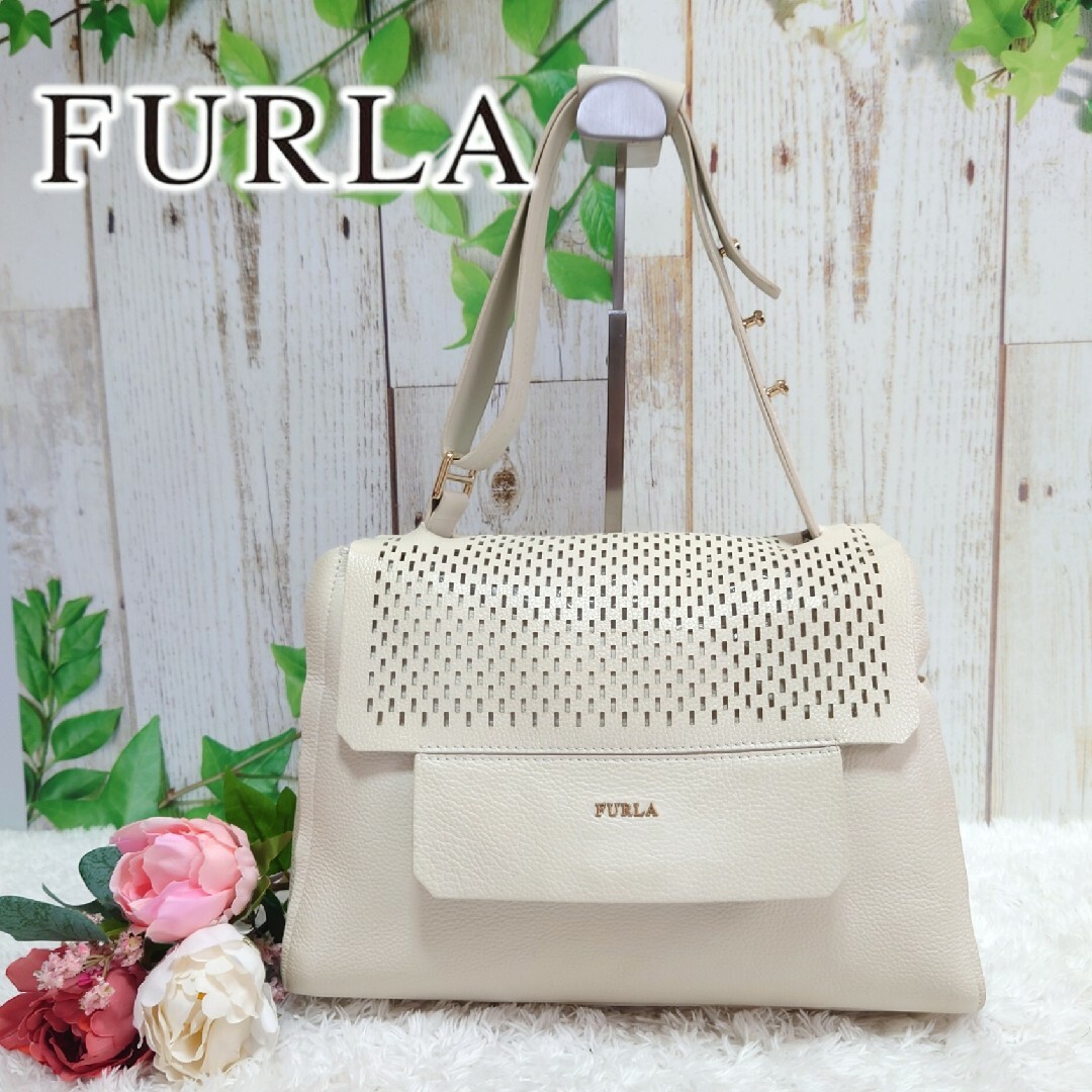 FURLA フルラ カプリッチョ パンチング レザー ワンショルダーバッグ