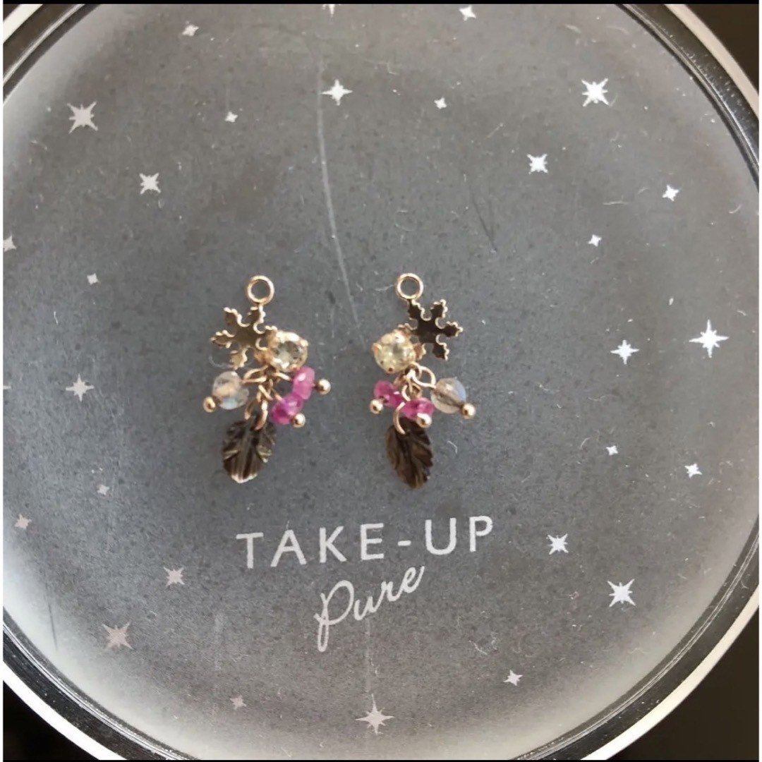 TAKE-UP(テイクアップ)のTAKE-UP ピアス クリスマス限定 "聖夜の窓辺" レディースのアクセサリー(ピアス)の商品写真