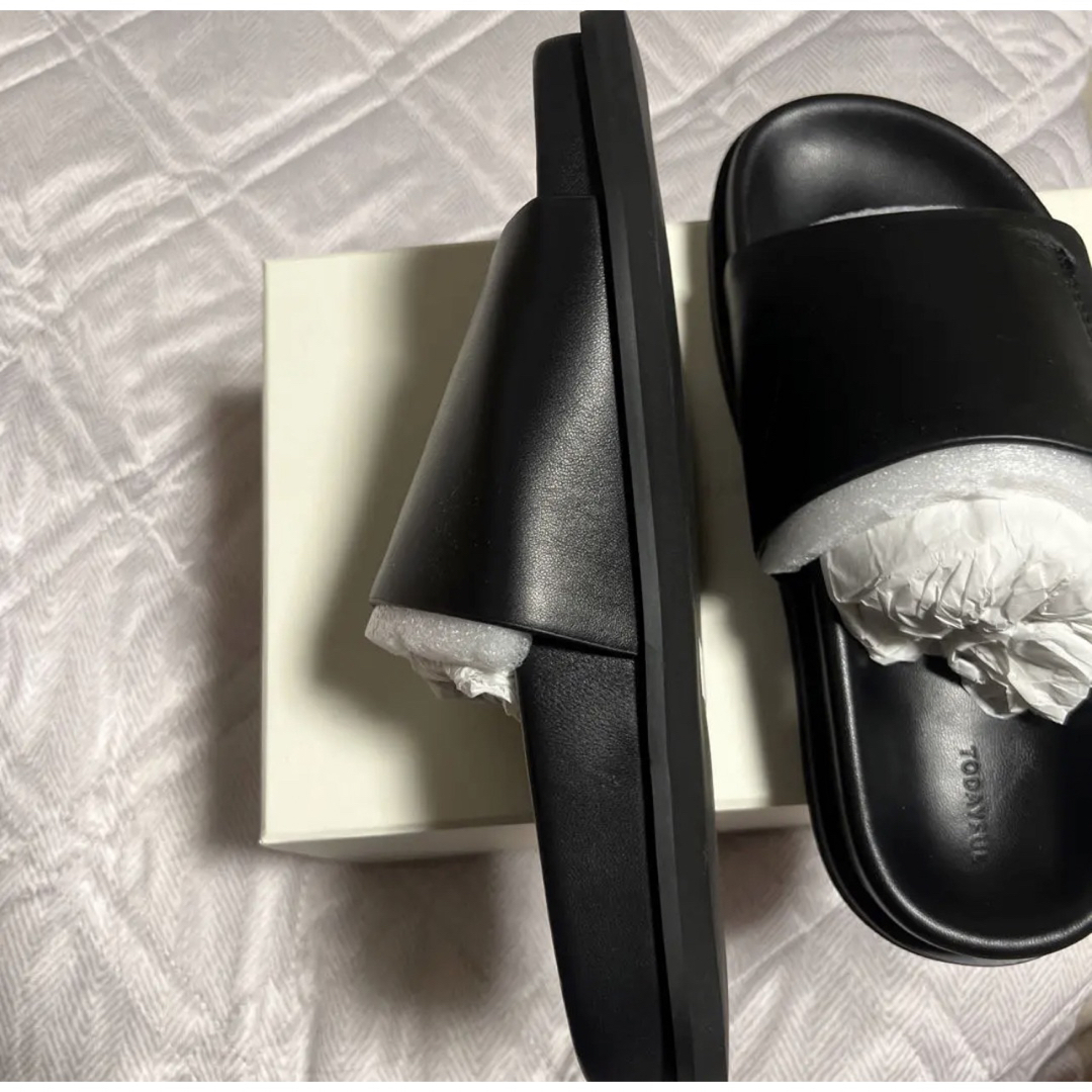 TODAYFUL(トゥデイフル)の新品))Leather Slide Sandals レディースの靴/シューズ(サンダル)の商品写真