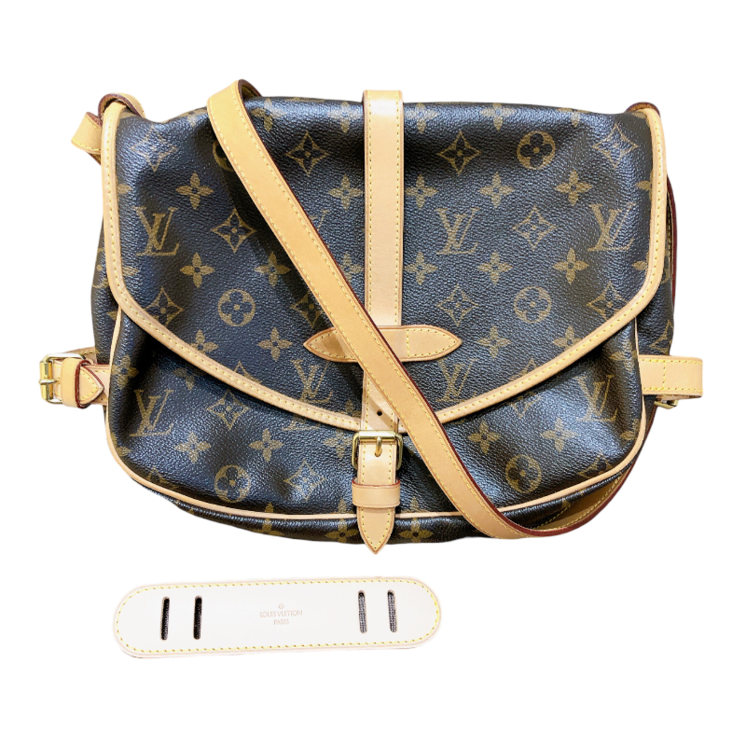 ルイ・ヴィトン LOUIS VUITTON ソミュール30 M42256 ブラウン　ゴールド金具  モノグラム ユニセックス ショルダーバッグ