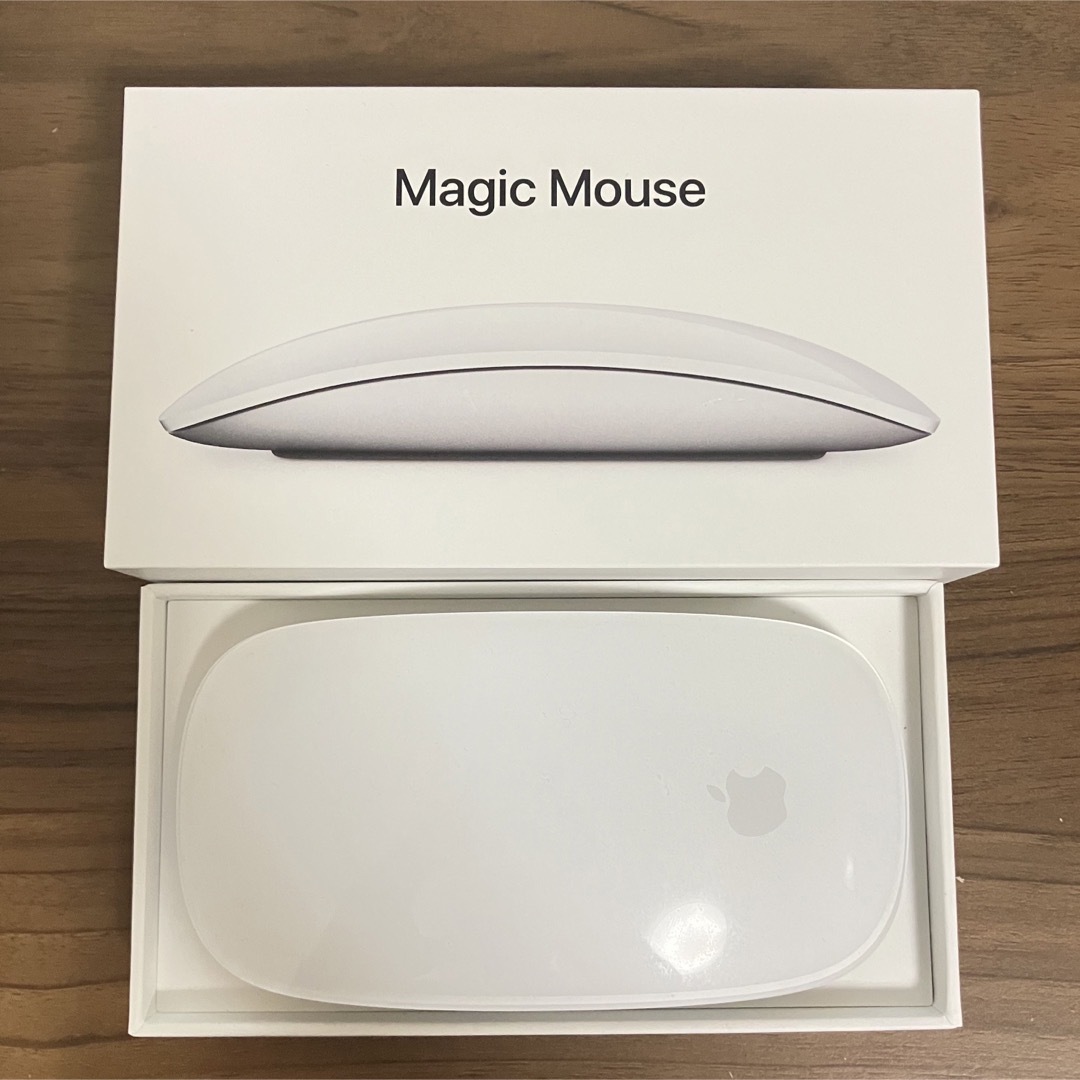 Apple(アップル)のApple Magic Mouse(Multi-Touch対応)MK2E3J/A スマホ/家電/カメラのPC/タブレット(PC周辺機器)の商品写真