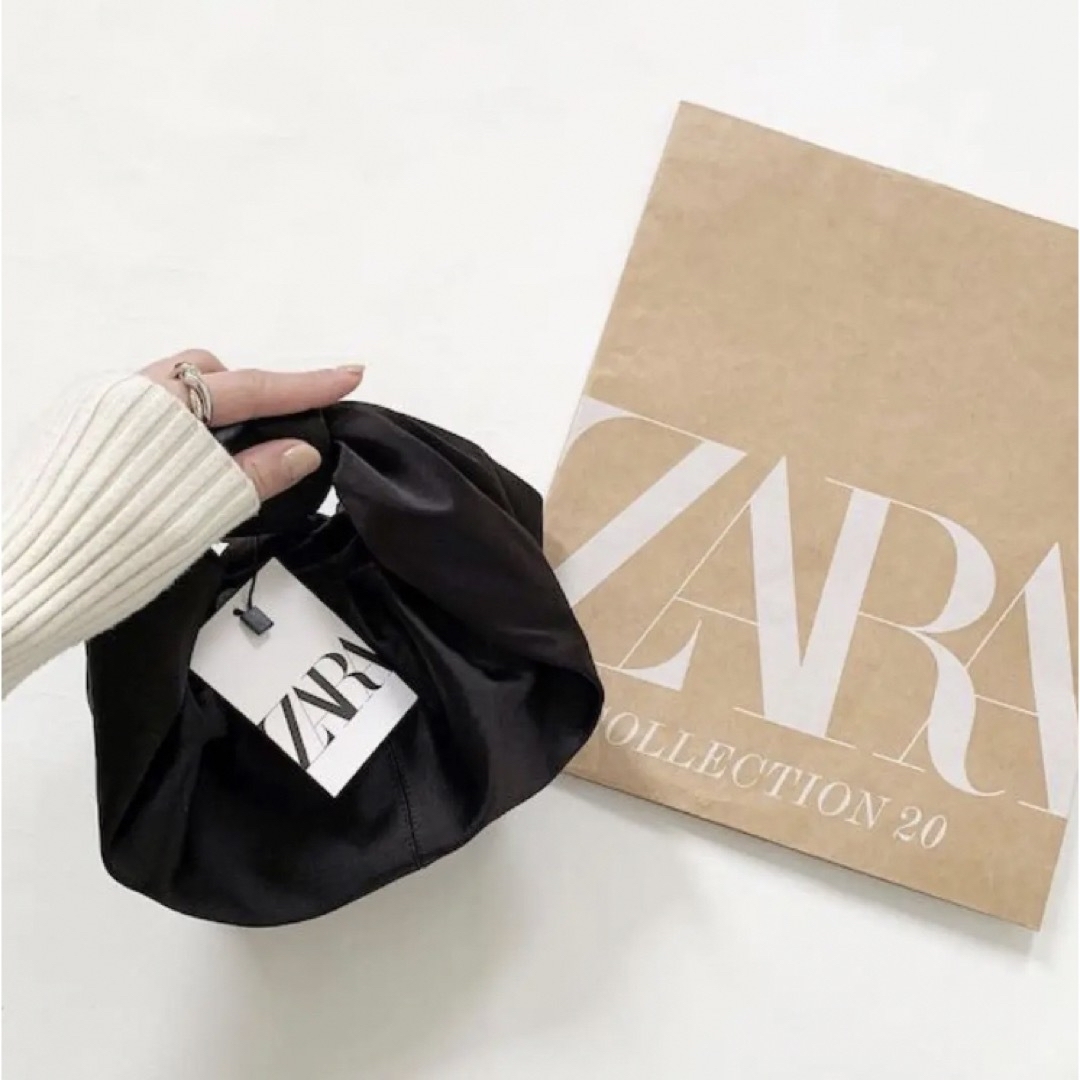 ZARA(ザラ)のスモールサテン地バッグ　ZARA レディースのバッグ(ハンドバッグ)の商品写真