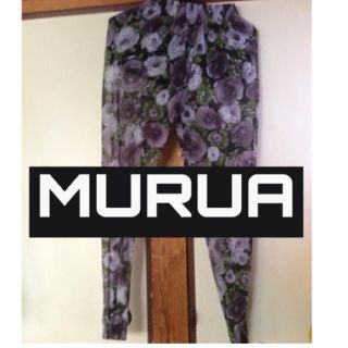 ムルーア(MURUA)のMURUA 花柄シースルーパンツ(サルエルパンツ)