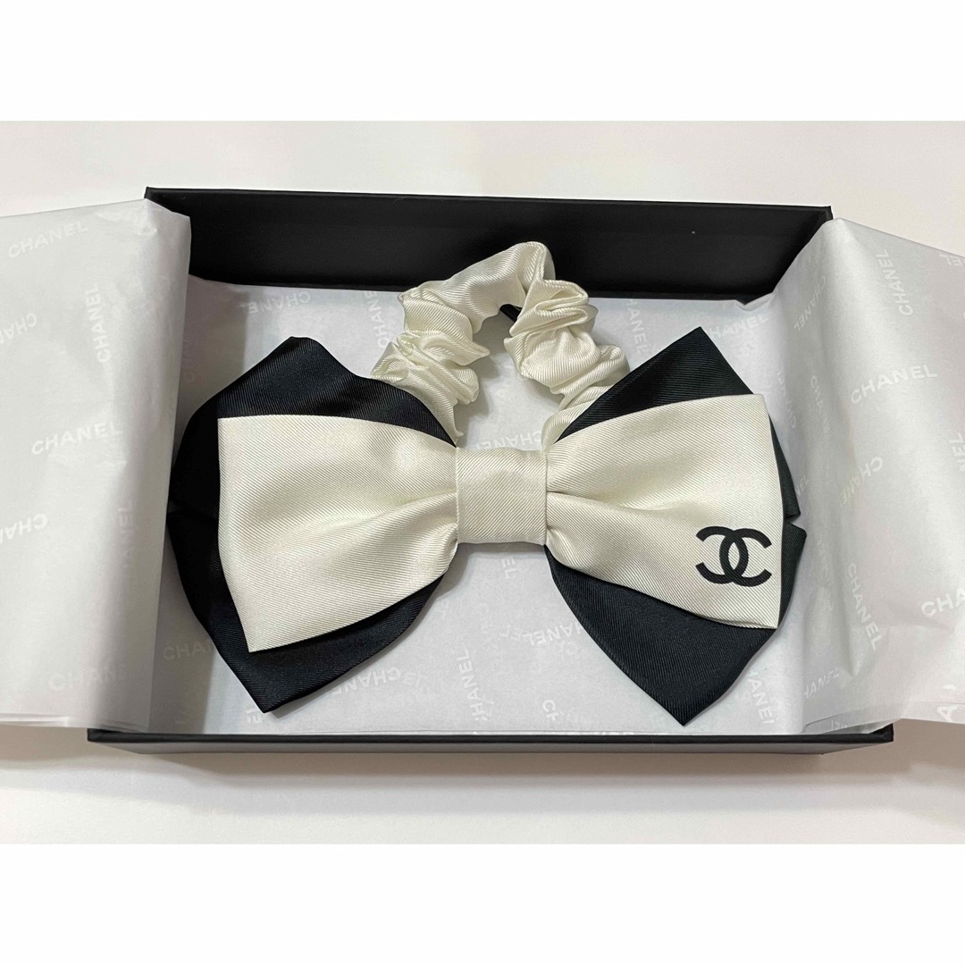 CHANEL シャネル リボン シュシュ ヘアアクセサリー ブラック 新品 限定 CHANEL シャネル リボン シュシュ ヘアアクセサリー ブラック 新品 限定