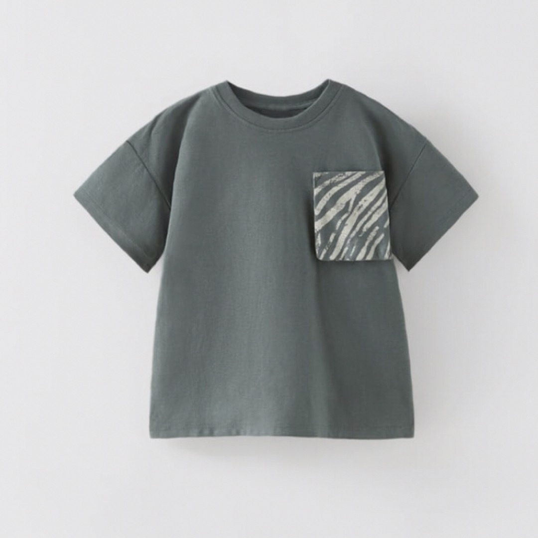 ZARA KIDS(ザラキッズ)のzaraザラ ポケットプリントTシャツ 男女兼用 98cm キッズ/ベビー/マタニティのキッズ服男の子用(90cm~)(Tシャツ/カットソー)の商品写真