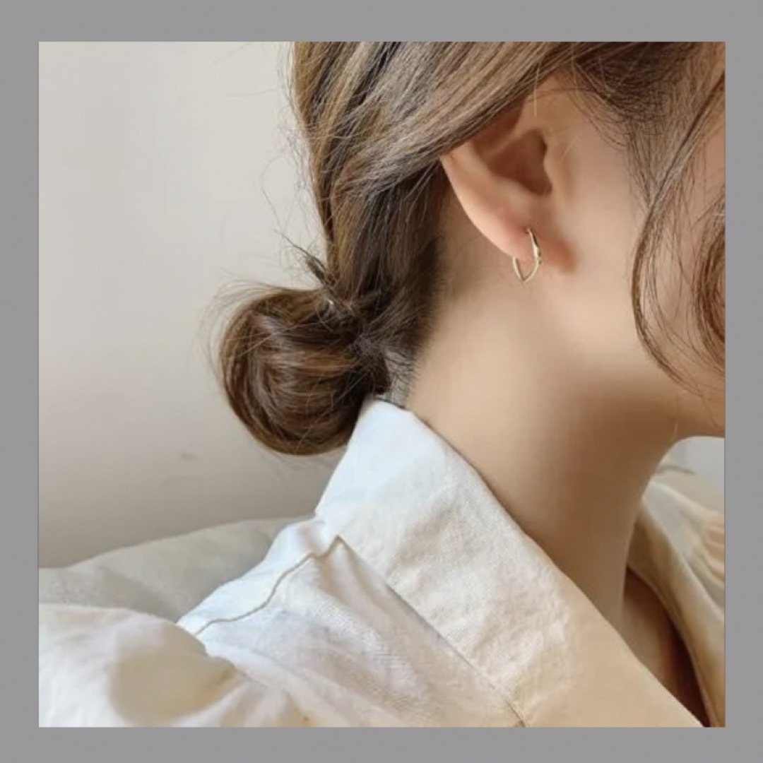 韓国　ファッション　ピアス シンプル　アクセサリー 高見え  　耳飾り ア レディースのアクセサリー(ピアス)の商品写真
