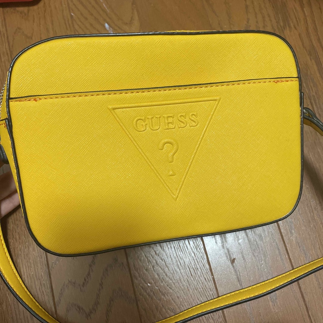 guess バック　黄色 | フリマアプリ ラクマ