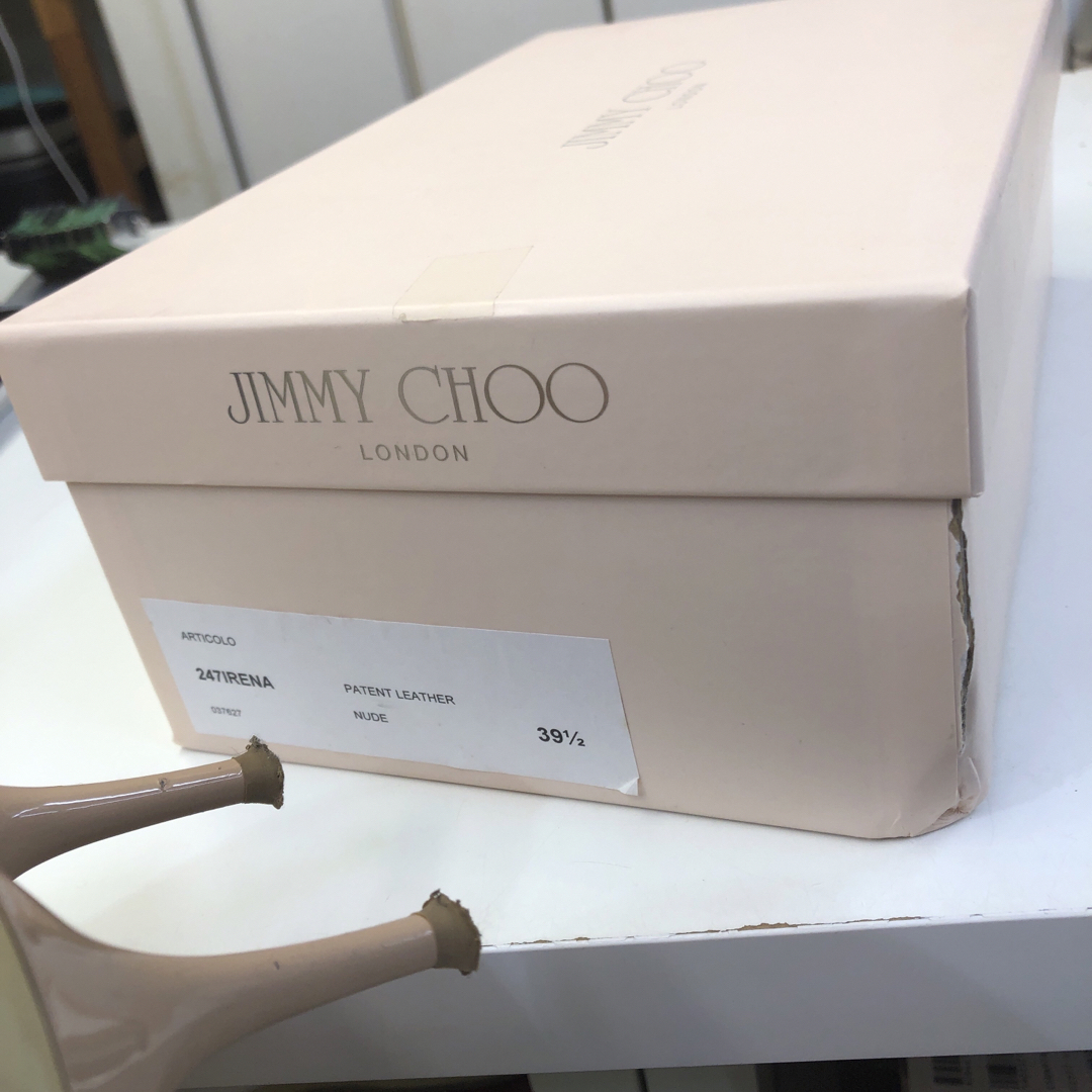 JIMMY CHOO(ジミーチュウ)のJIMMY CHOO 24:7 IRENA エナメルパンプス(39 1/2) レディースの靴/シューズ(ハイヒール/パンプス)の商品写真