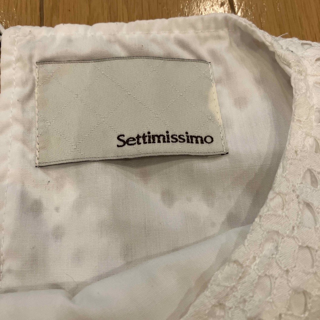 Settimissimo(セッティミッシモ)のセッティミッシモ　ホワイトレースブラウス レディースのトップス(シャツ/ブラウス(半袖/袖なし))の商品写真