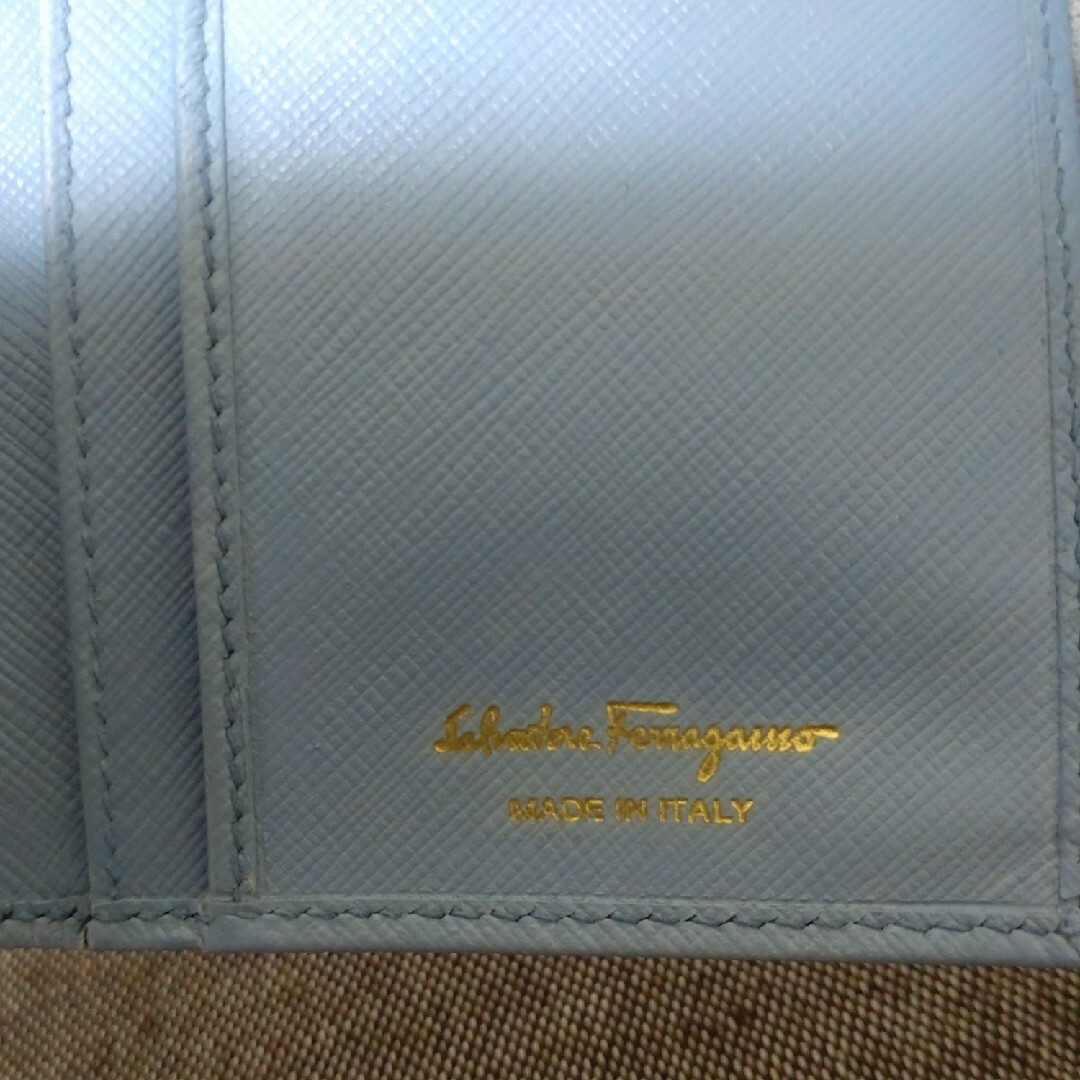 Salvatore Ferragamo(サルヴァトーレフェラガモ)のフェラガモ長財布 レディースのファッション小物(財布)の商品写真