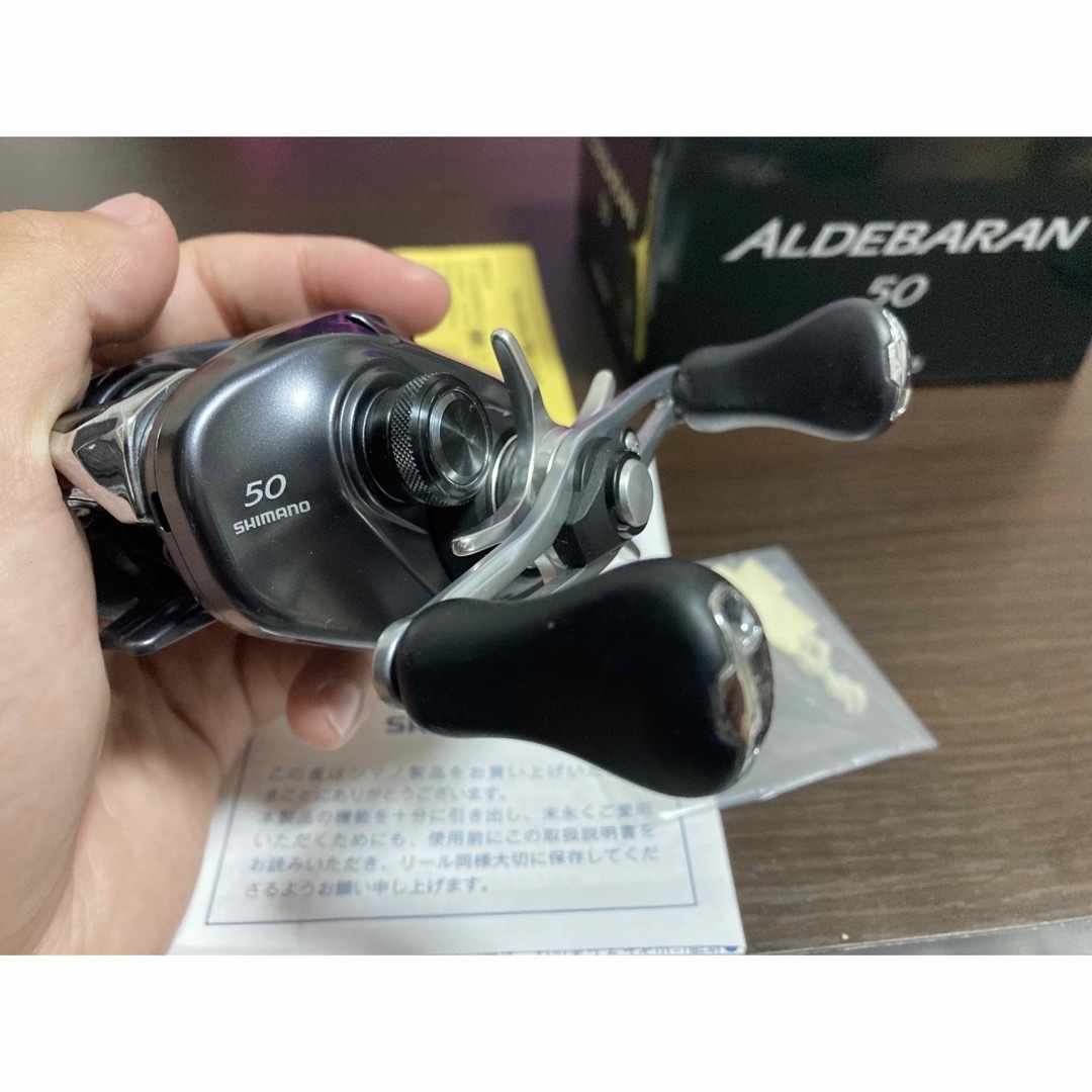 SHIMANO(シマノ)のアルデバラン50 スポーツ/アウトドアのフィッシング(リール)の商品写真