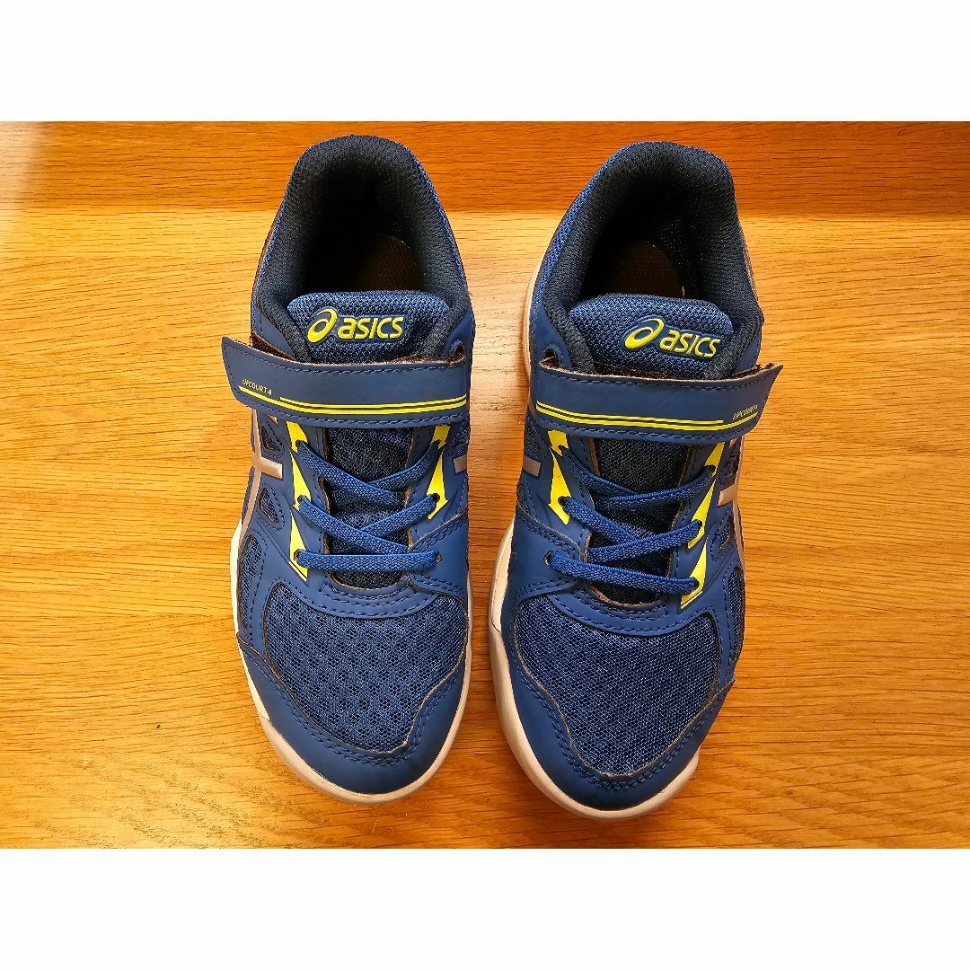 asics(アシックス)のアシックス キッズ テニスシューズ 20.5㎝ 中古 スポーツ/アウトドアのテニス(シューズ)の商品写真