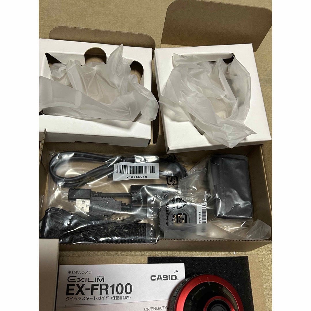 CASIO アクションカメラ セルフィーカメラ EX-FR100 レッド コンパクトデジタルカメラ