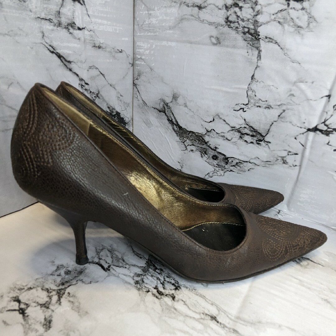 PRADA - 【美品】PRADA☆プラダ☆型押しパンプス☆レザー☆ブラウン