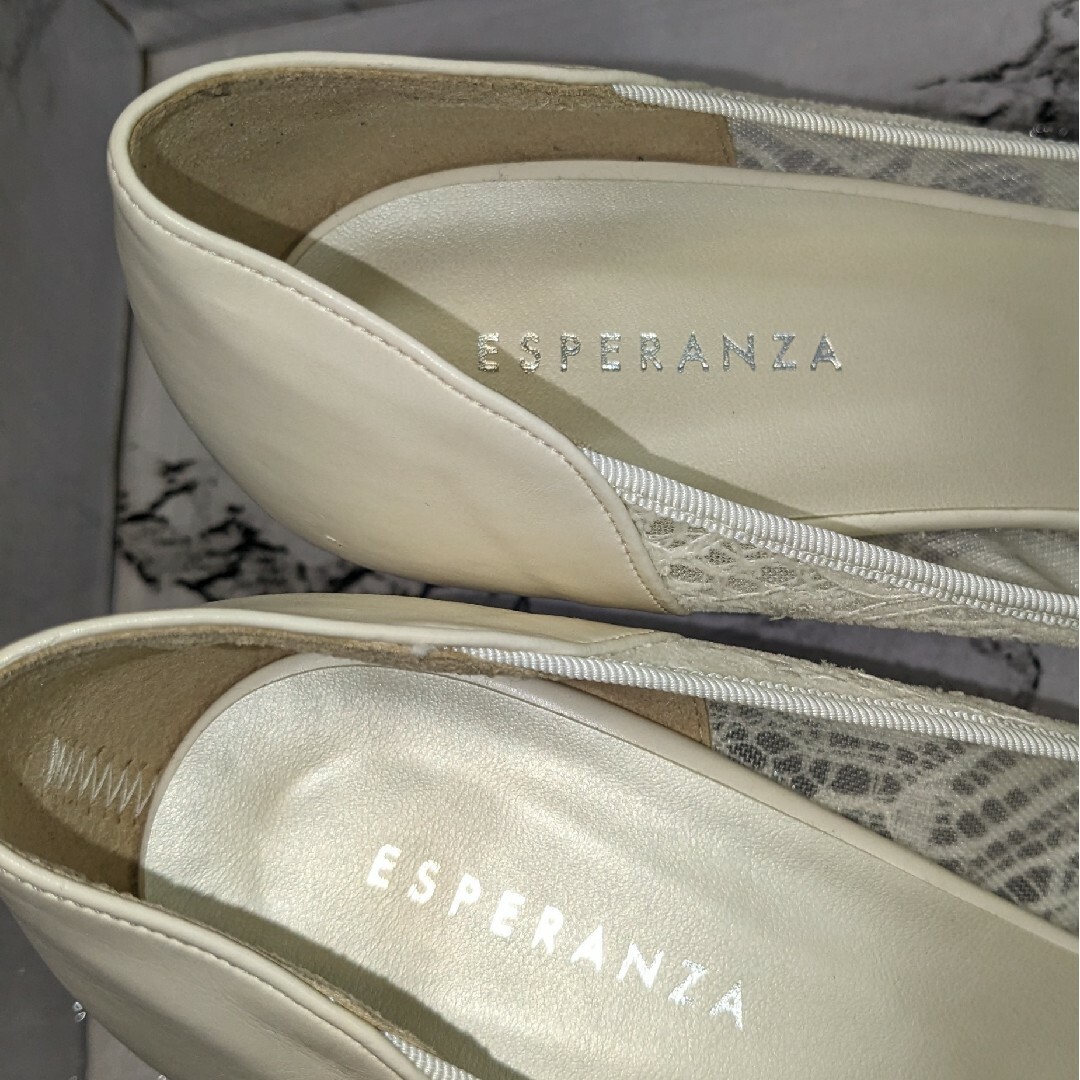 ESPERANZA(エスペランサ)の【美品】ESPERANZA☆エスペランサ☆レースパンプス☆ホワイト☆24.5cm レディースの靴/シューズ(ハイヒール/パンプス)の商品写真