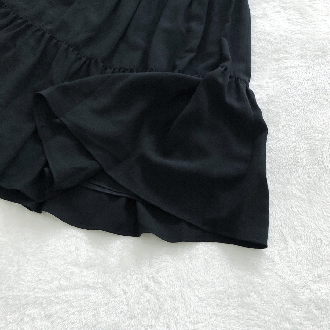 ANAYI(アナイ)のANAYI アナイ　ウエストリボンティアードワンピース　ブラック　サイズ36 レディースのワンピース(ひざ丈ワンピース)の商品写真