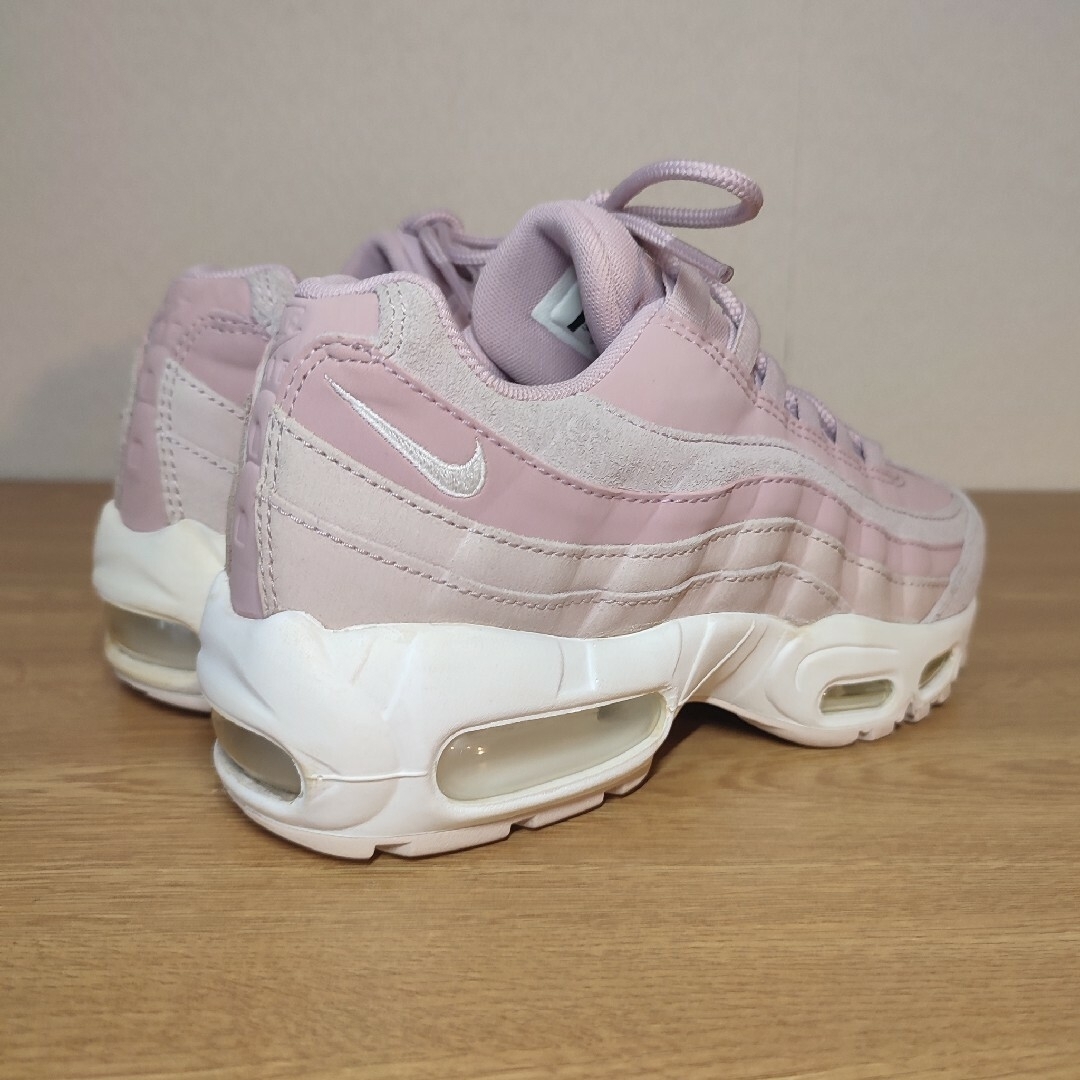 美品 大人気 NIKE WMNS AIR MAX 95 PRM