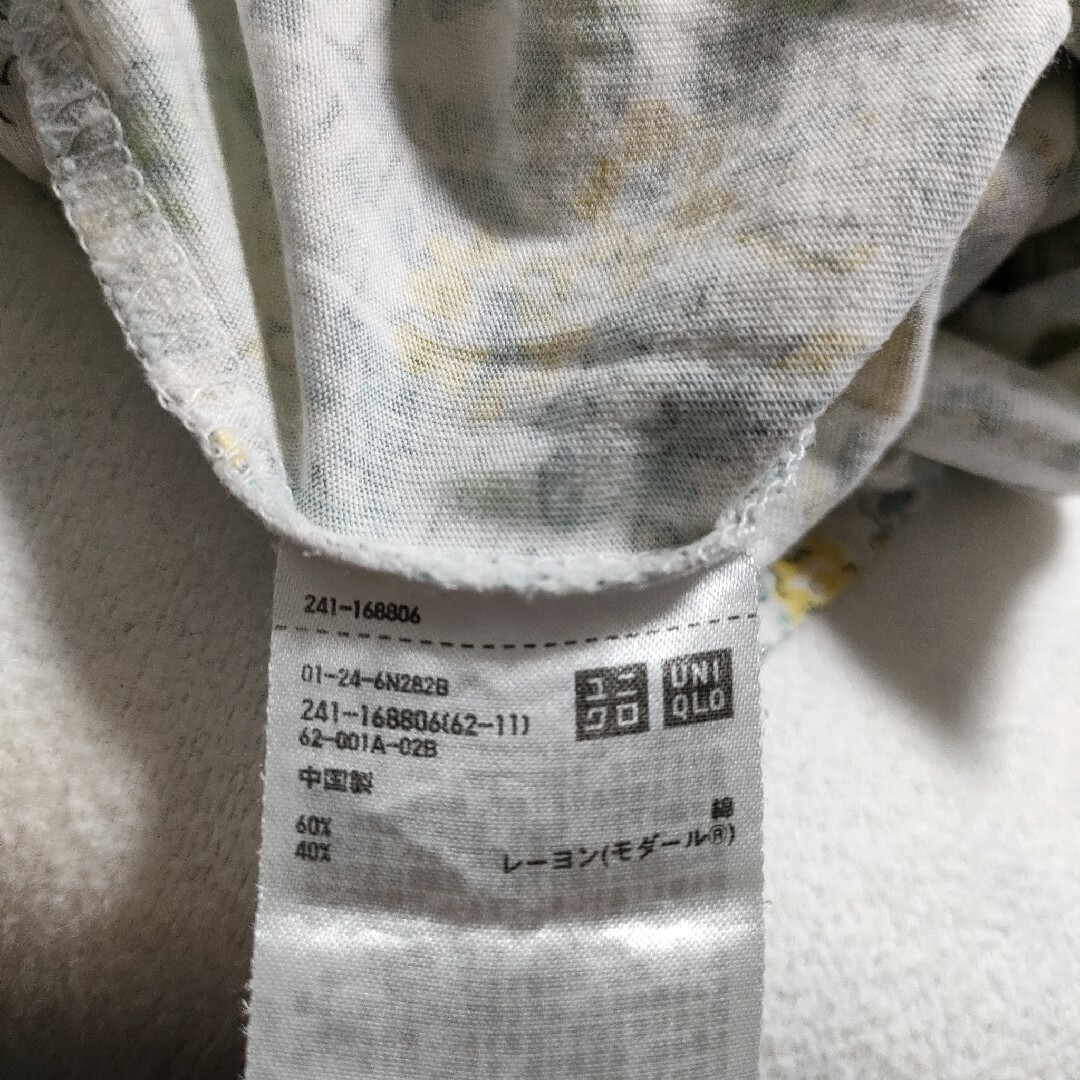 UNIQLO(ユニクロ)のUNIQLO ユニクロ (S)　花柄カットソー レディースのトップス(Tシャツ(半袖/袖なし))の商品写真