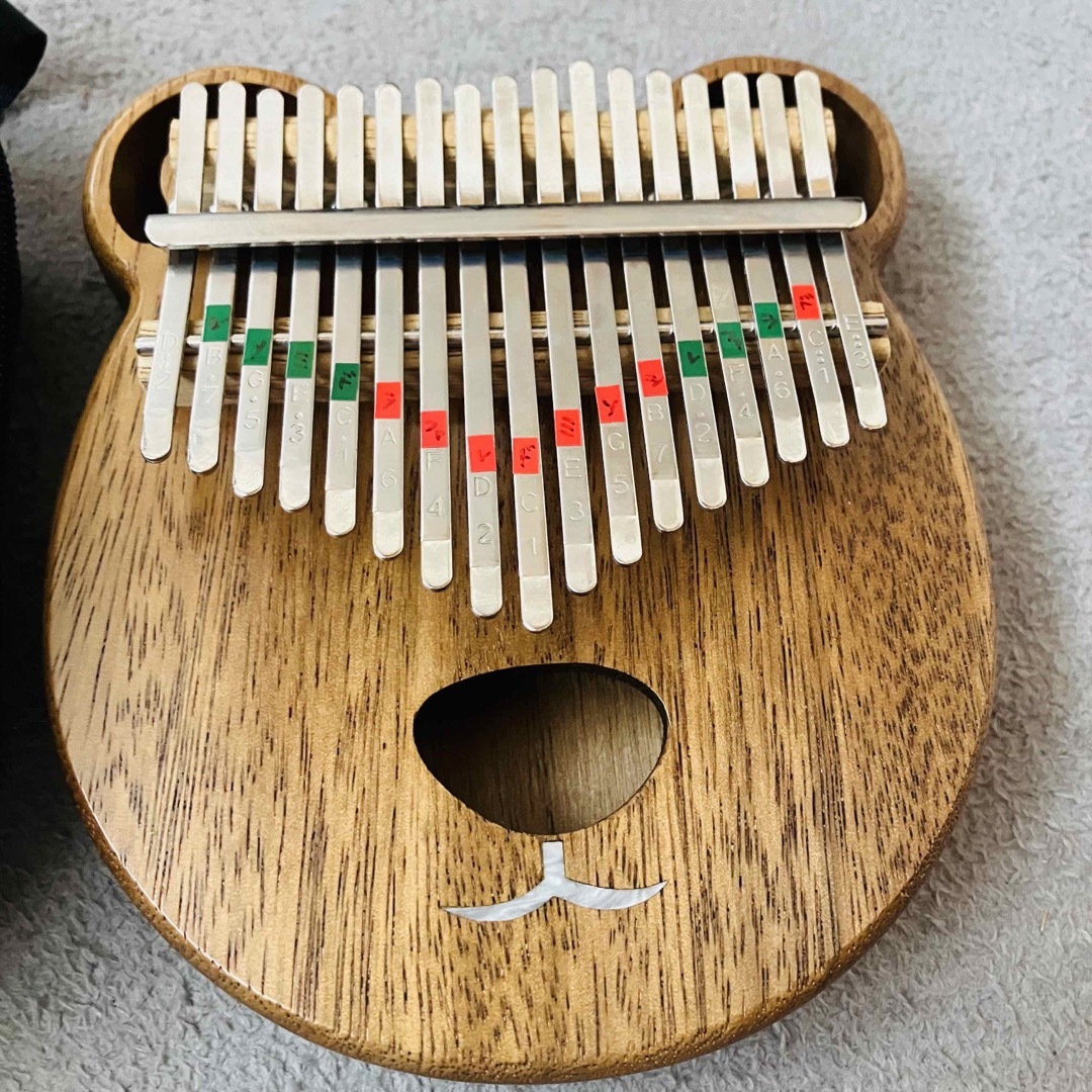 カリンバ　クマ　くま　楽器　 楽器の打楽器(鉄琴)の商品写真
