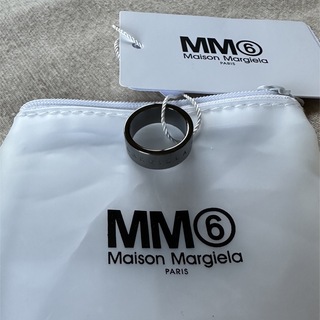 マルタンマルジェラ(Maison Martin Margiela)の4新品 メゾン マルジェラ MM6 ブランドロゴ リング 指輪 ダークシルバー(リング(指輪))